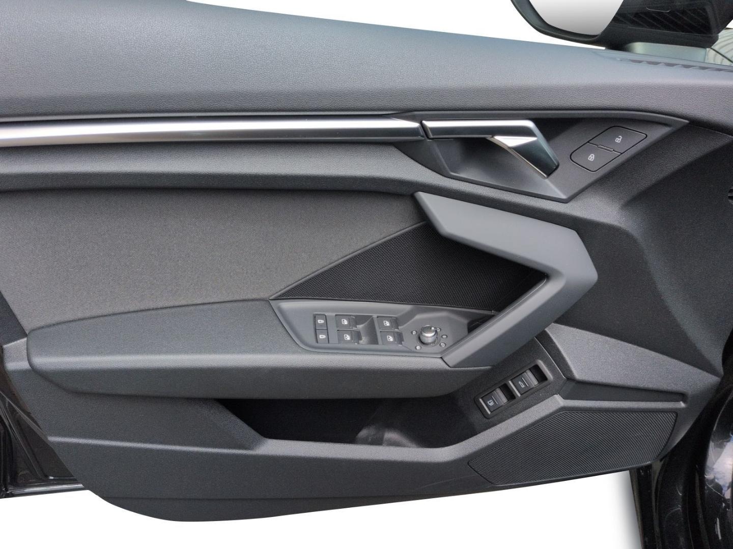 Bild über Audi A3 Sportback TFSI e 40 TFSI e S tronic - für weitere Informationen kontaktieren Sie den Audi Partner