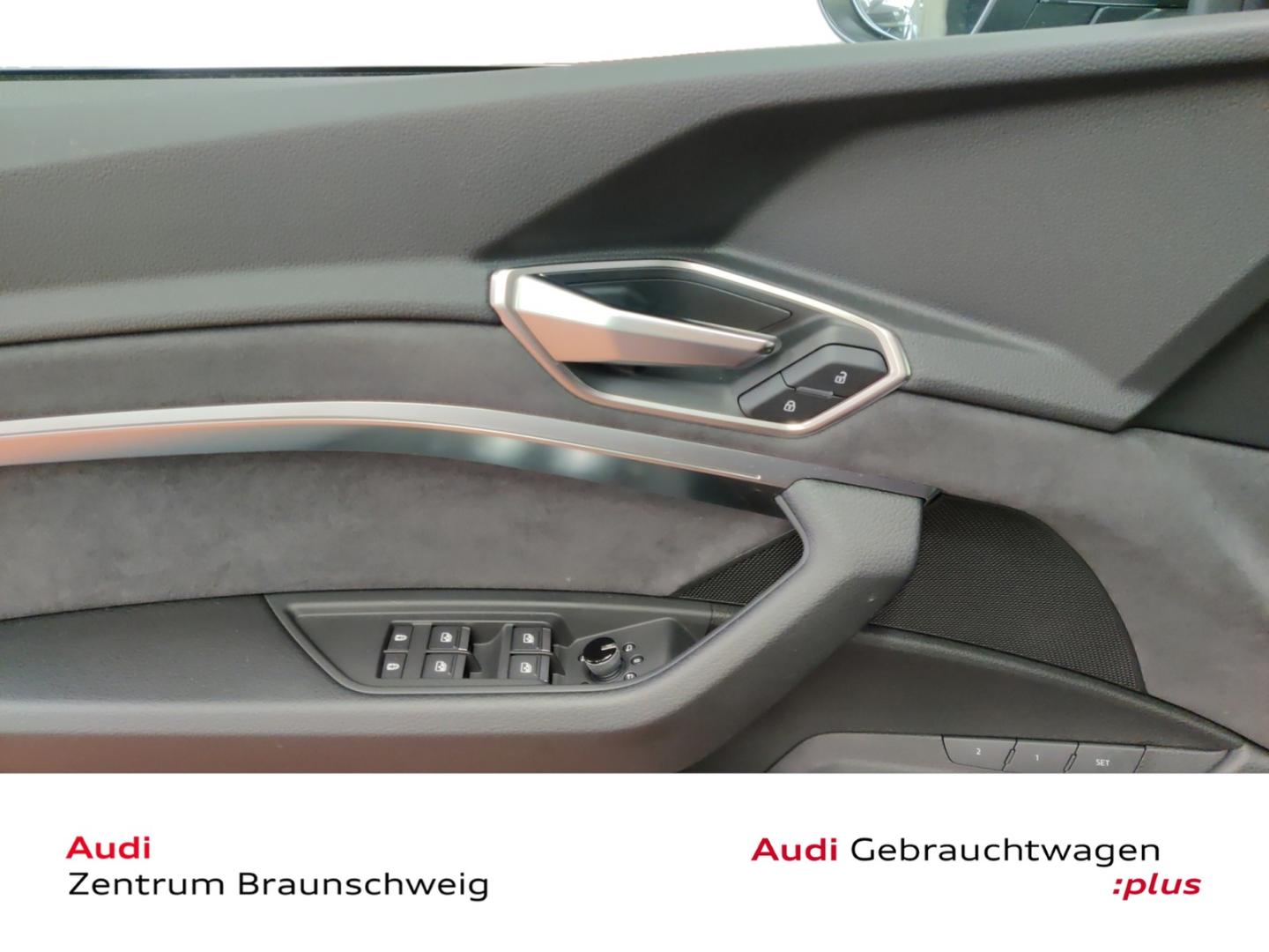 Image about Audi Q8 e-tron S line 55 e-tron quattro
