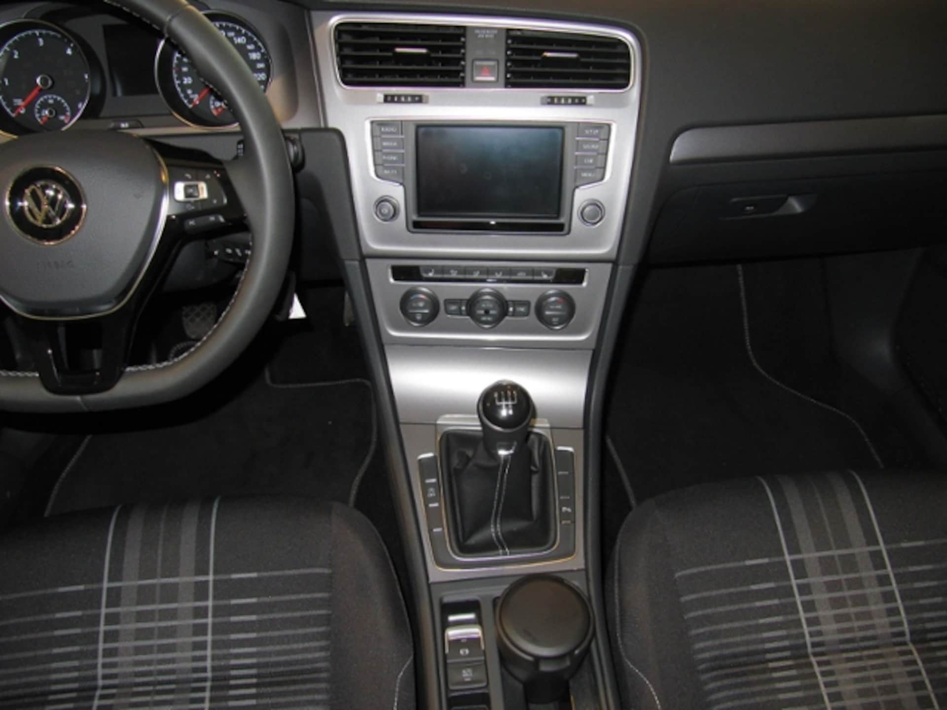 Volkswagen Golf Variant LOUNGE