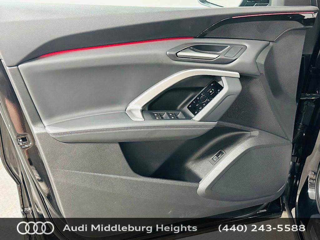 2025 Audi Q5 Premium - Photo 29