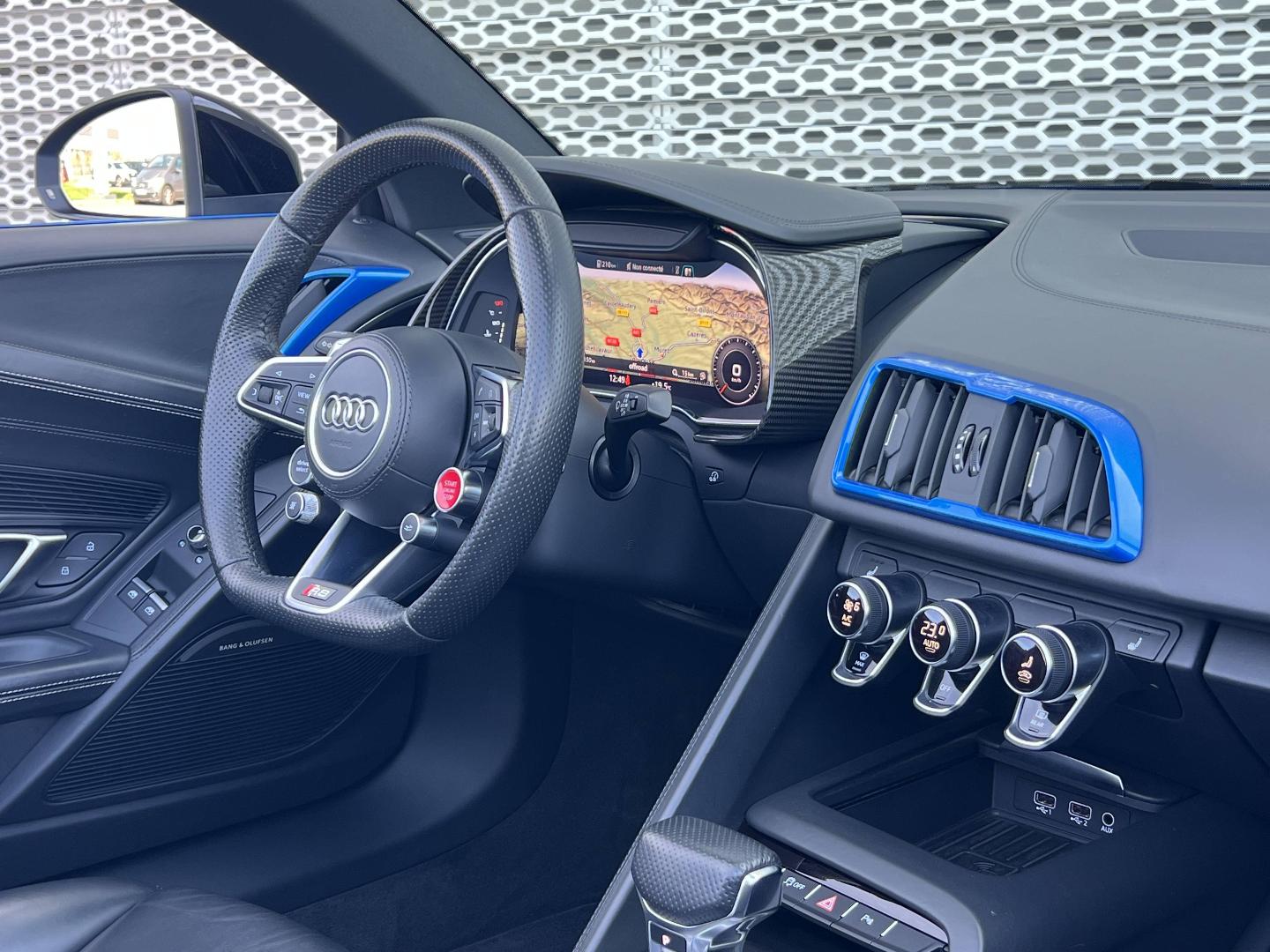 Image about Audi R8 Spyder R8 Spyder V10 plus 5.2 FSI quattro 449 kW (610 ch) S tronic