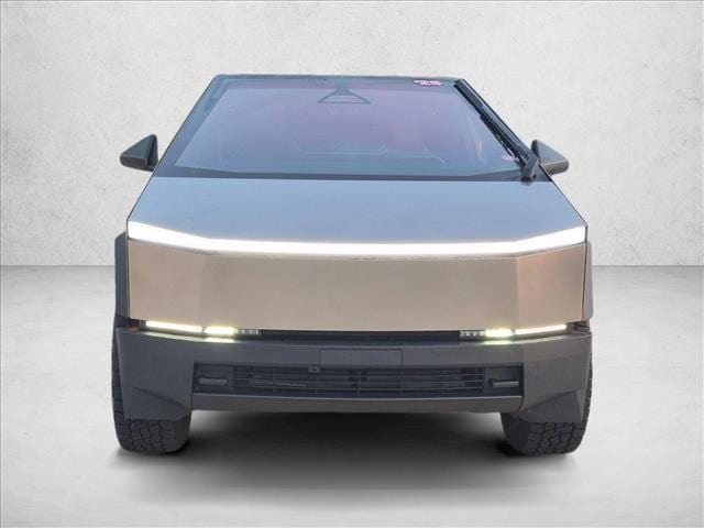 2025 Tesla Cybertruck