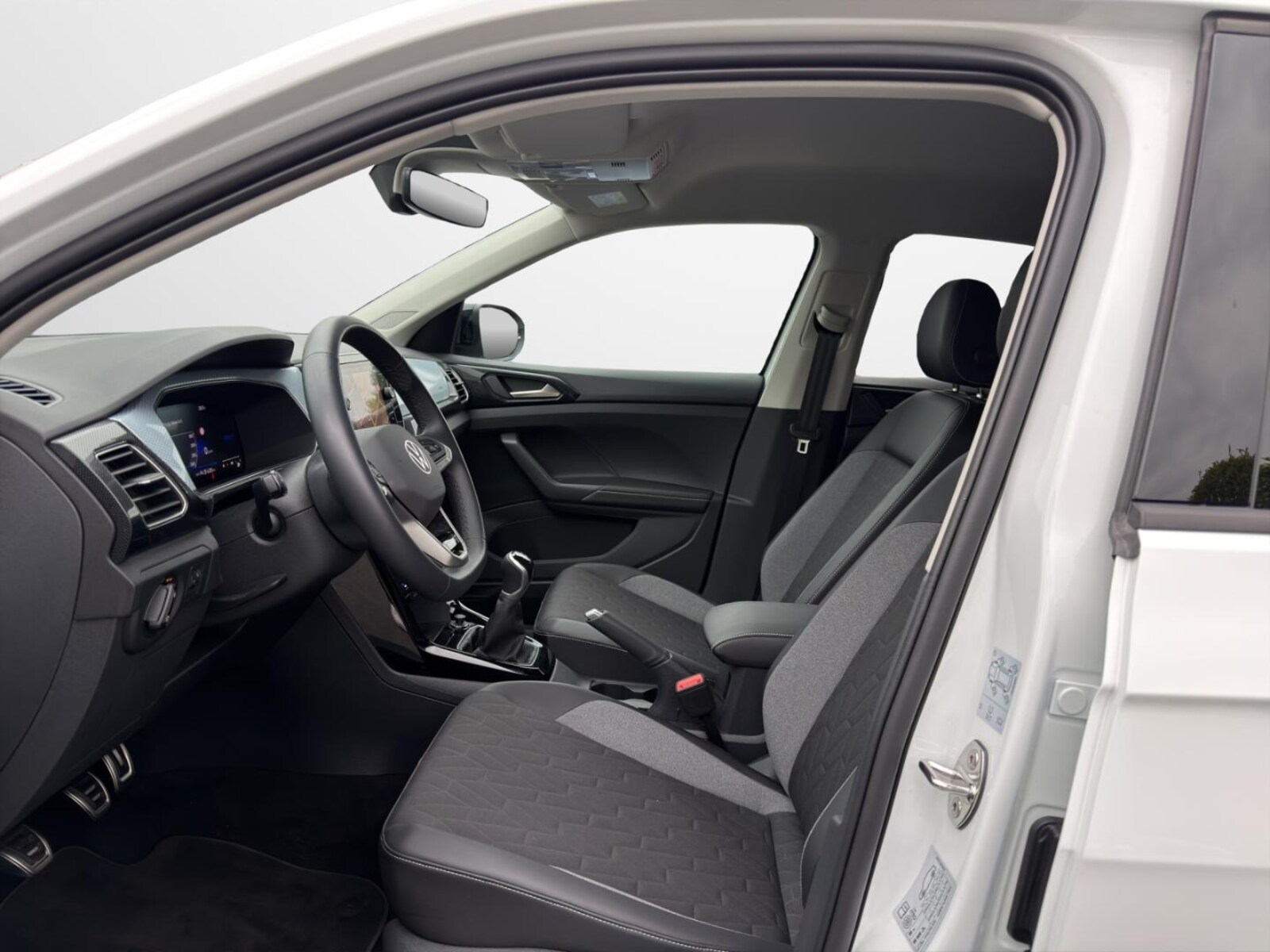 Volkswagen T-Cross – Bild 8