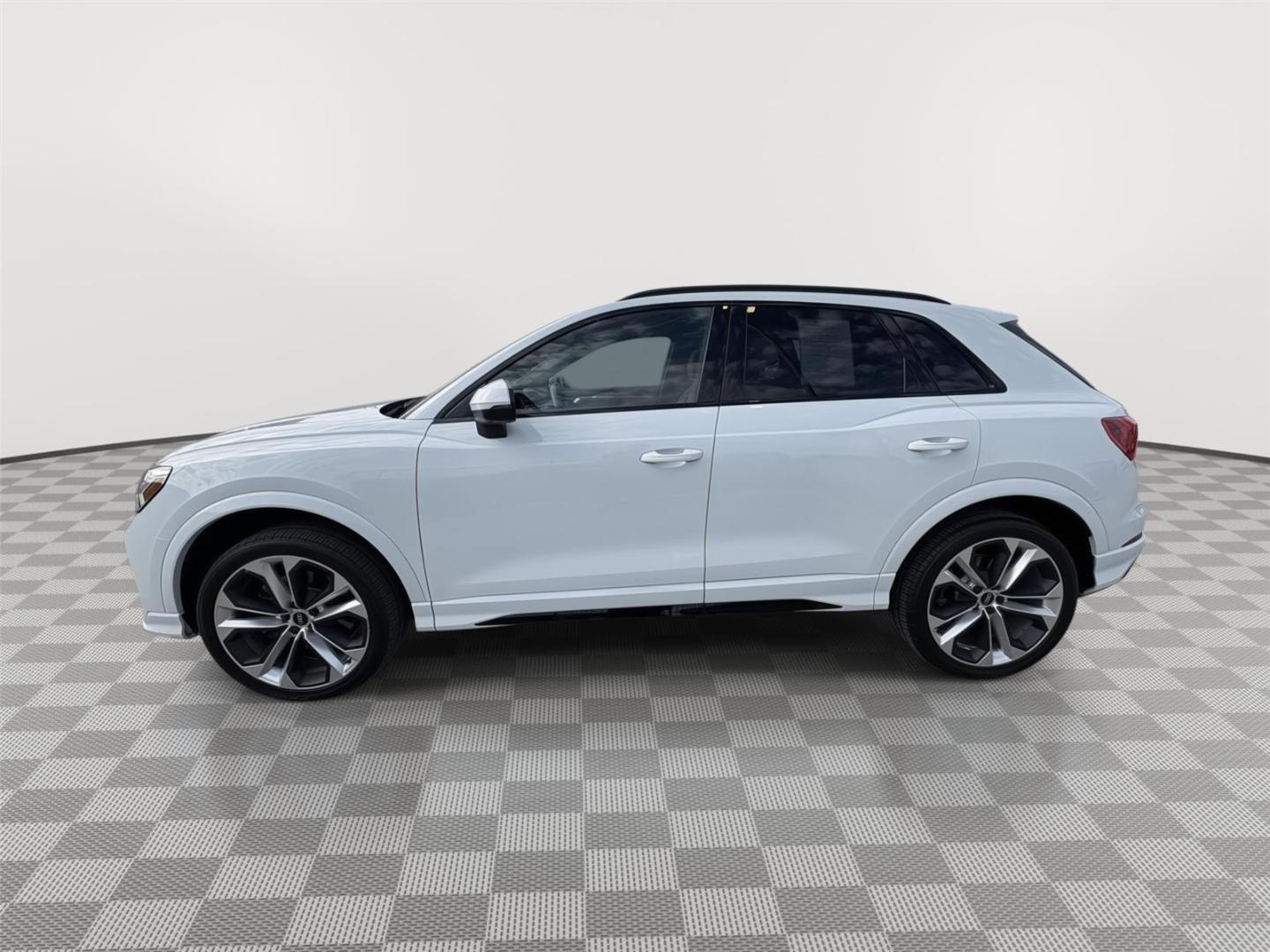 Used 2022 Audi Q3 S Line Premium Plus with VIN WA1EECF33N1050154 for sale in Kansas City