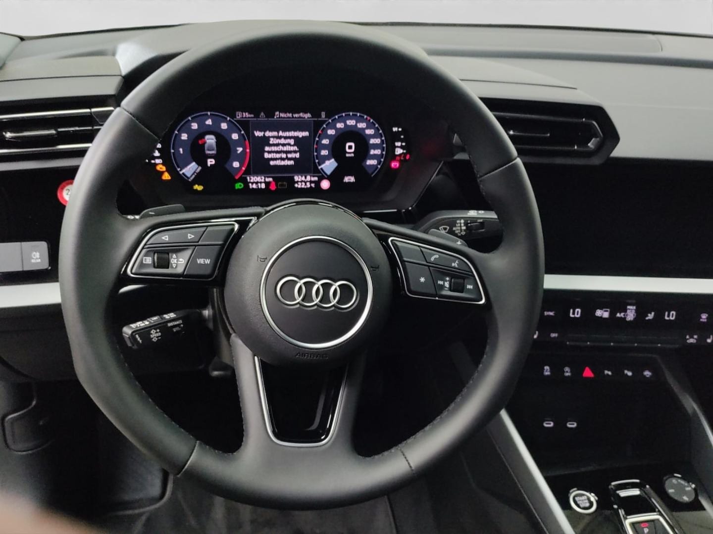 Bild über Audi A3 Limousine advanced 35 TFSI S tronic - für weitere Informationen kontaktieren Sie den Audi Partner