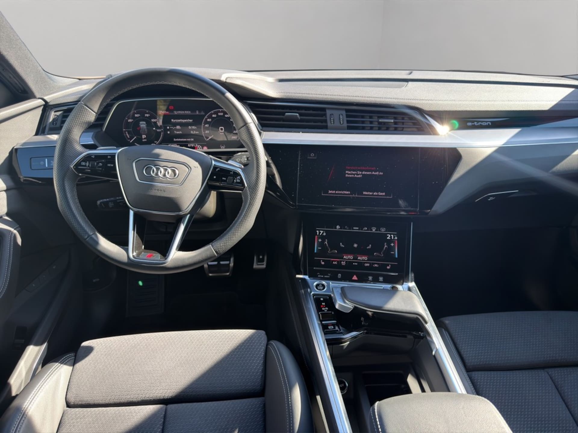 Audi Q8 Sportback e-tron S line
