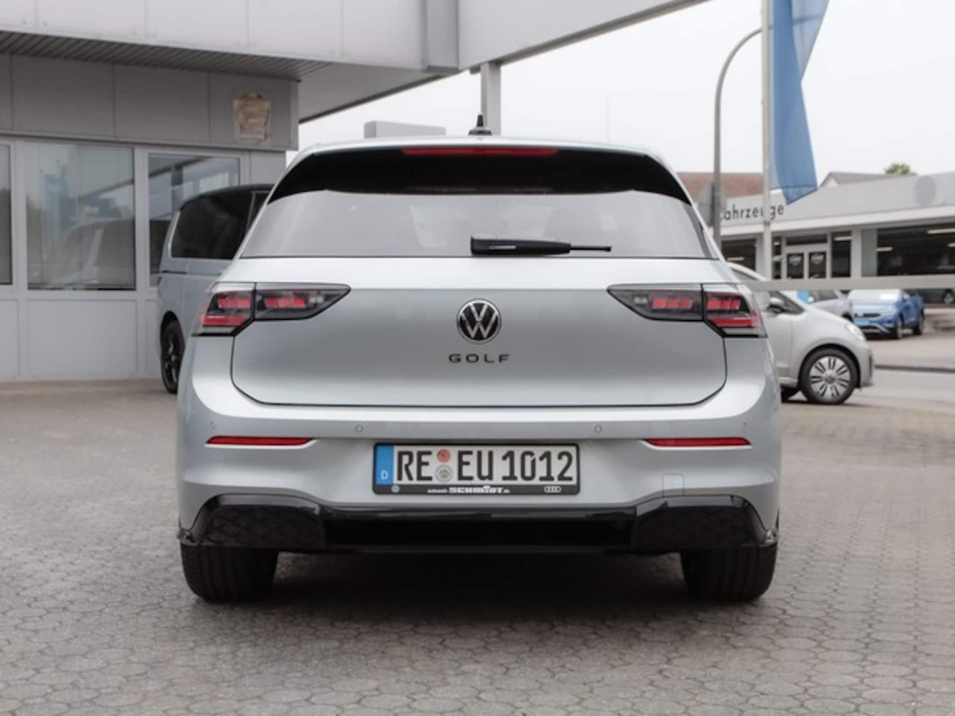 Volkswagen Golf R-Line