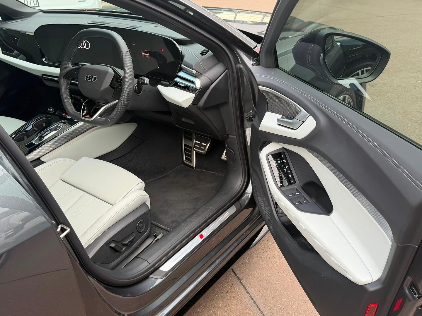 Image about Audi A5 Avant TFSI e e-hybrid quattro 270 kW S tronic