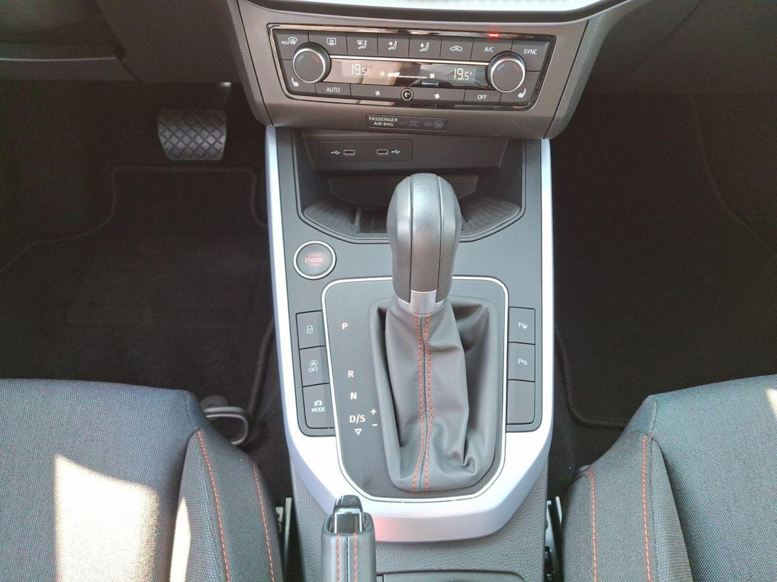 SEAT Arona – Bild 13
