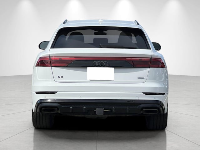 2025 Audi Q8