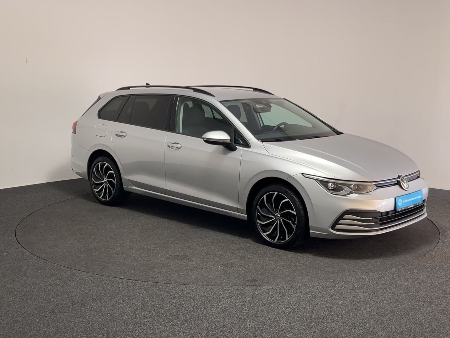 Volkswagen Golf Variant Life