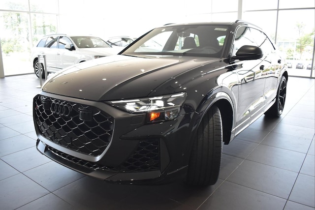 2026 Audi RS Q8 SUV performance