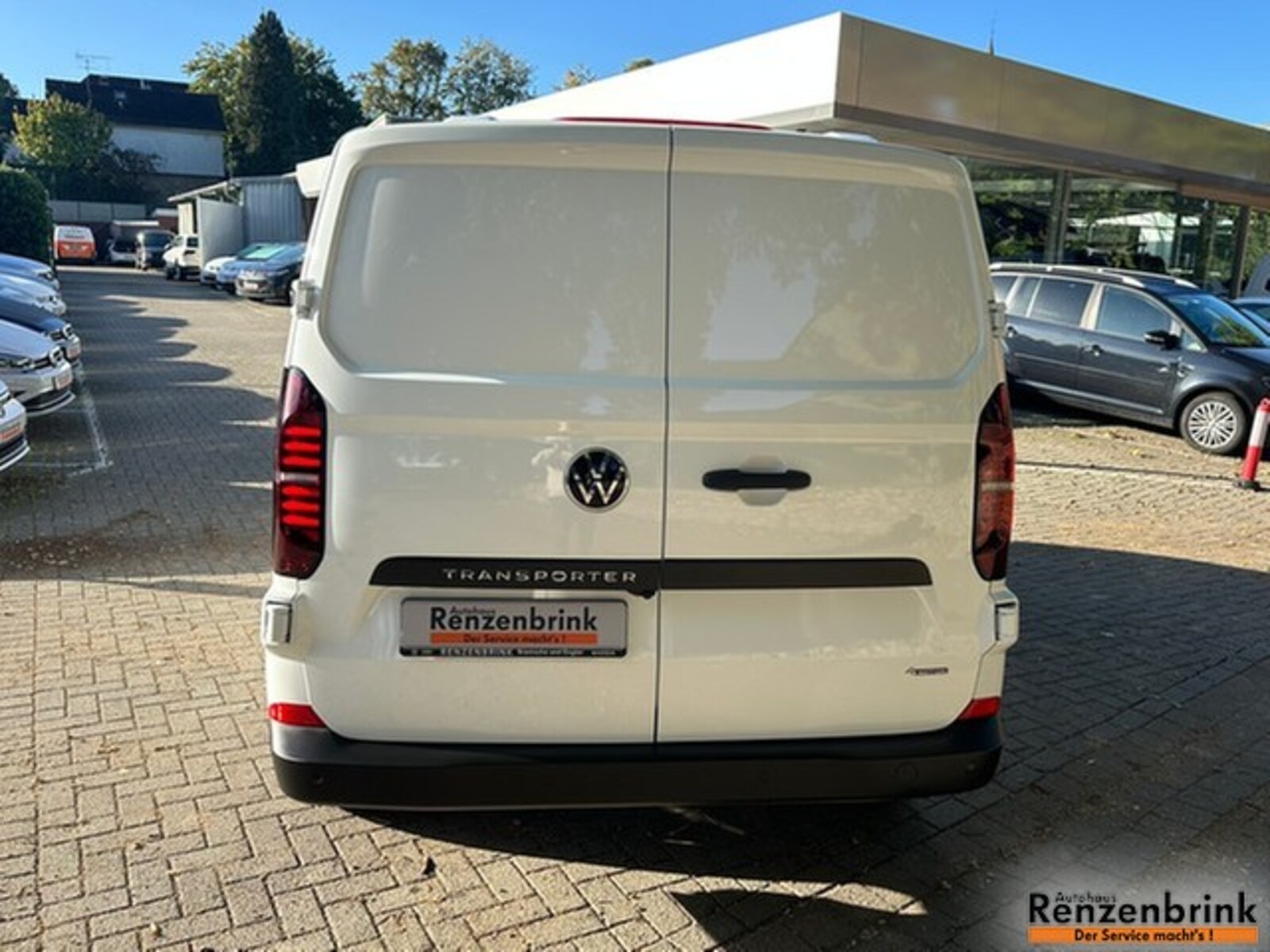 Volkswagen Transporter Kasten kurzer Radstand – Bild 3