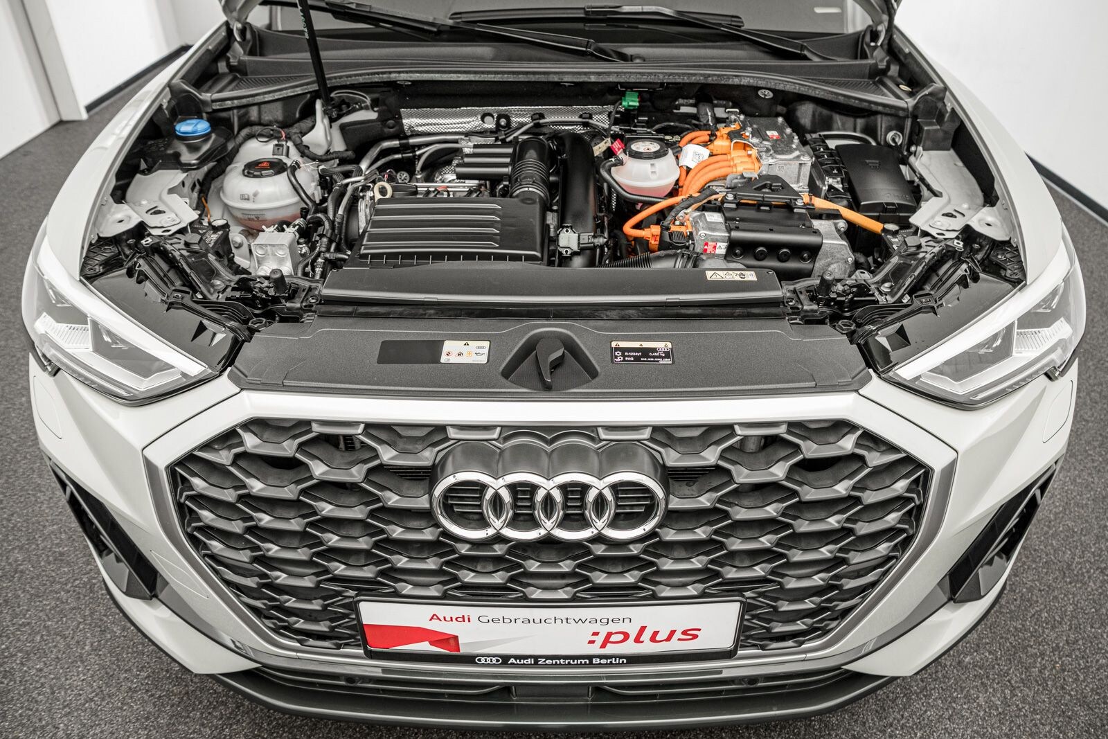 Image about Audi Q3 Sportback TFSI e 45 TFSI e S tronic