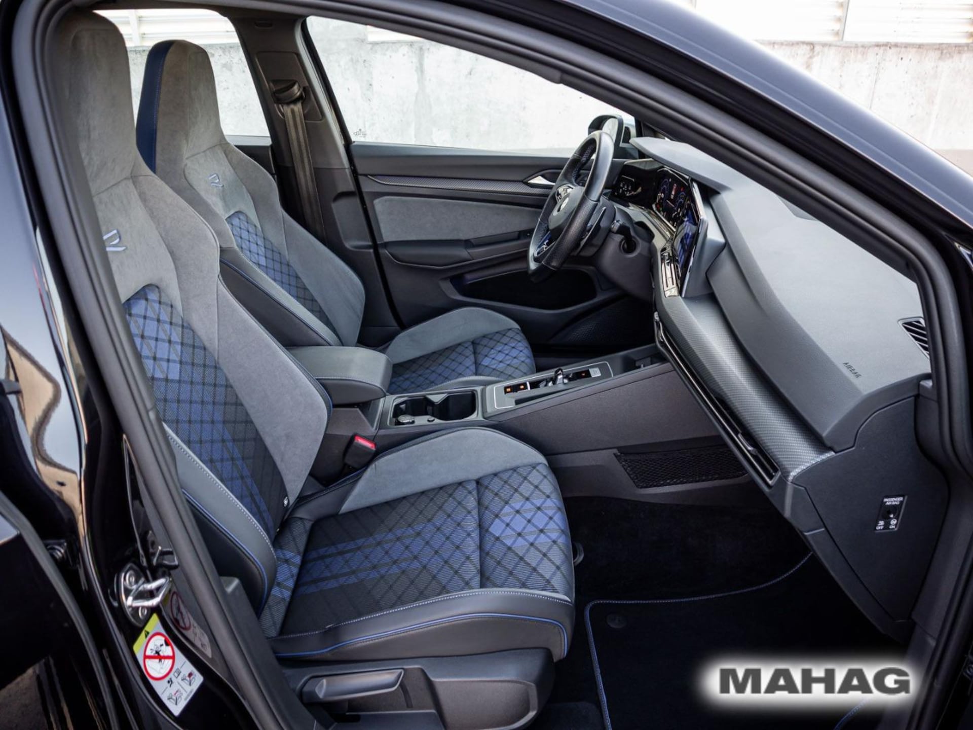 Volkswagen Golf R