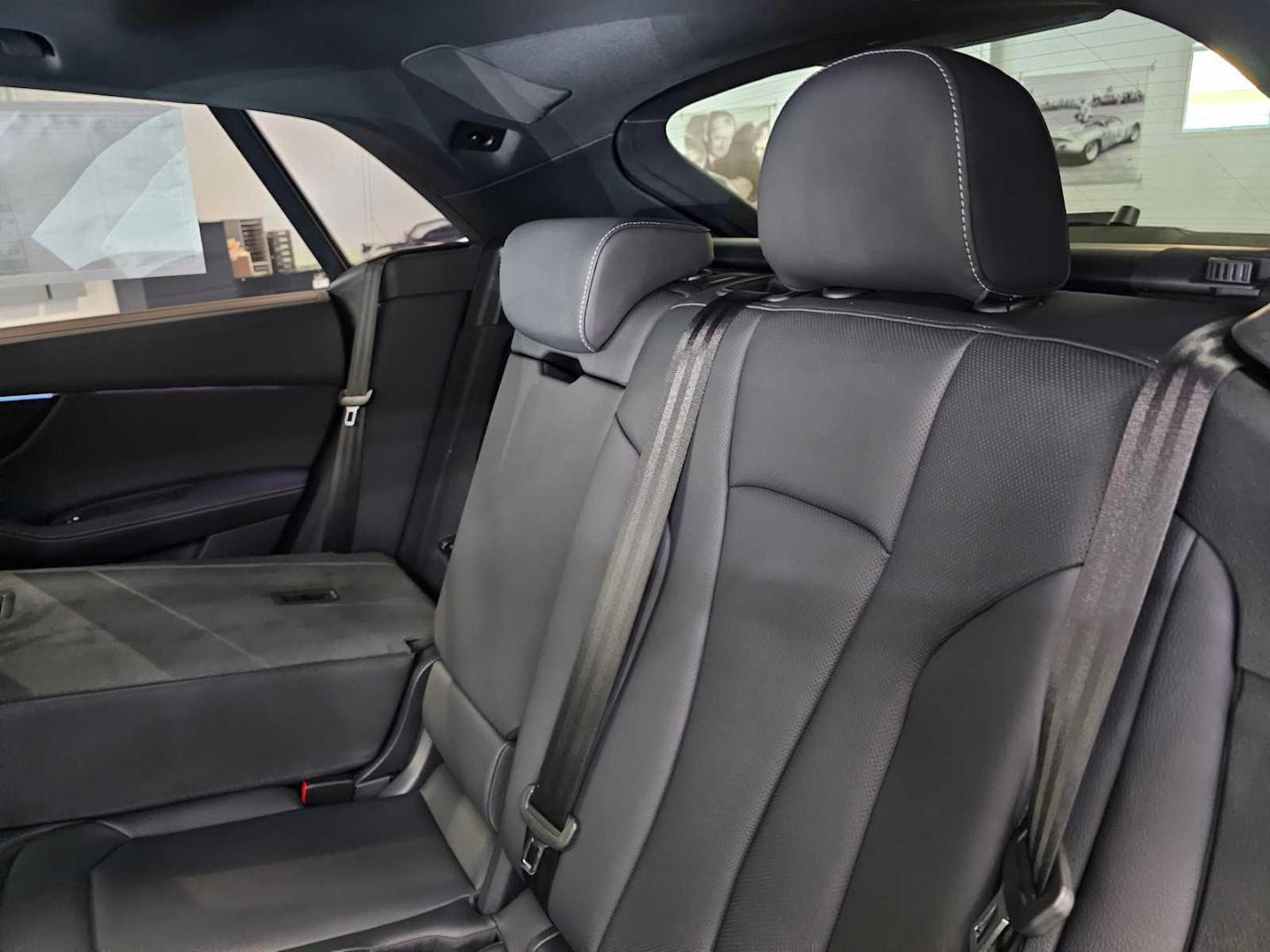 2025 Audi Q8 Premium Plus - Photo 18