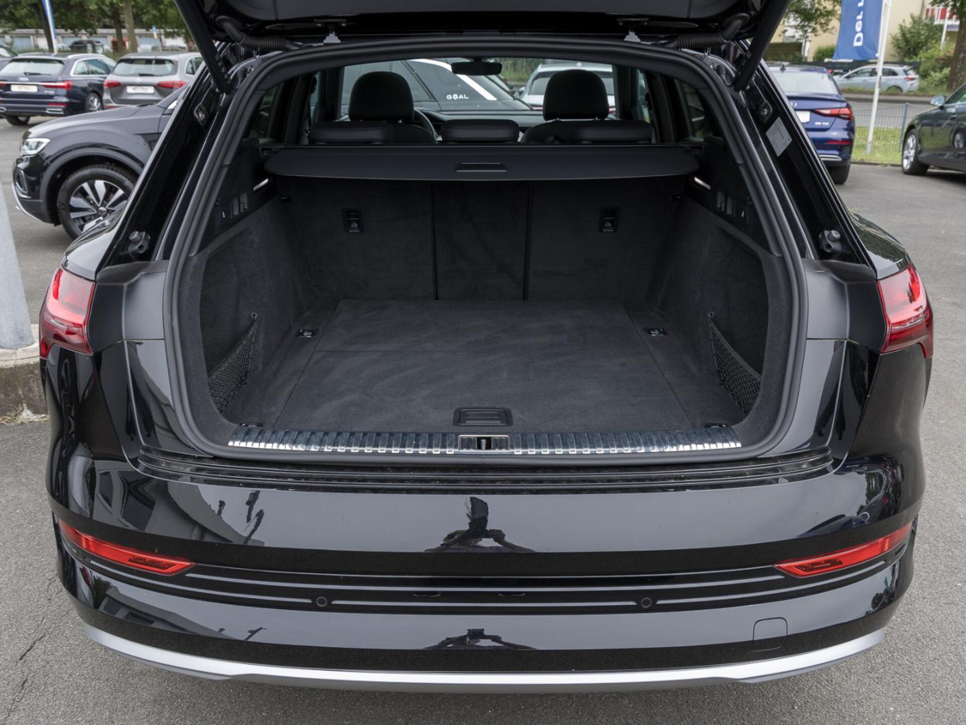 Audi e-tron advanced