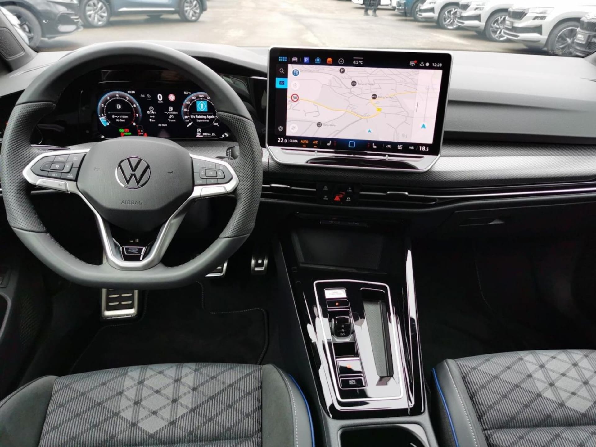 Volkswagen Golf Variant R-Line