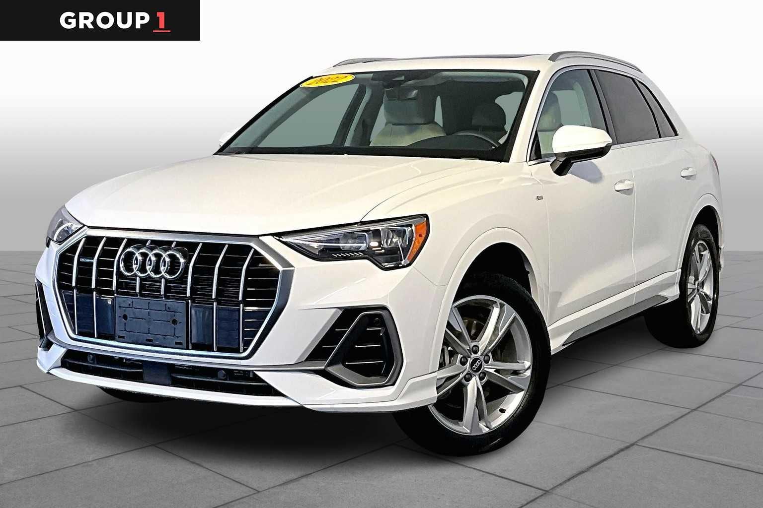 2022 Audi Q3 45 TFSI S Line Premium quattro's photo