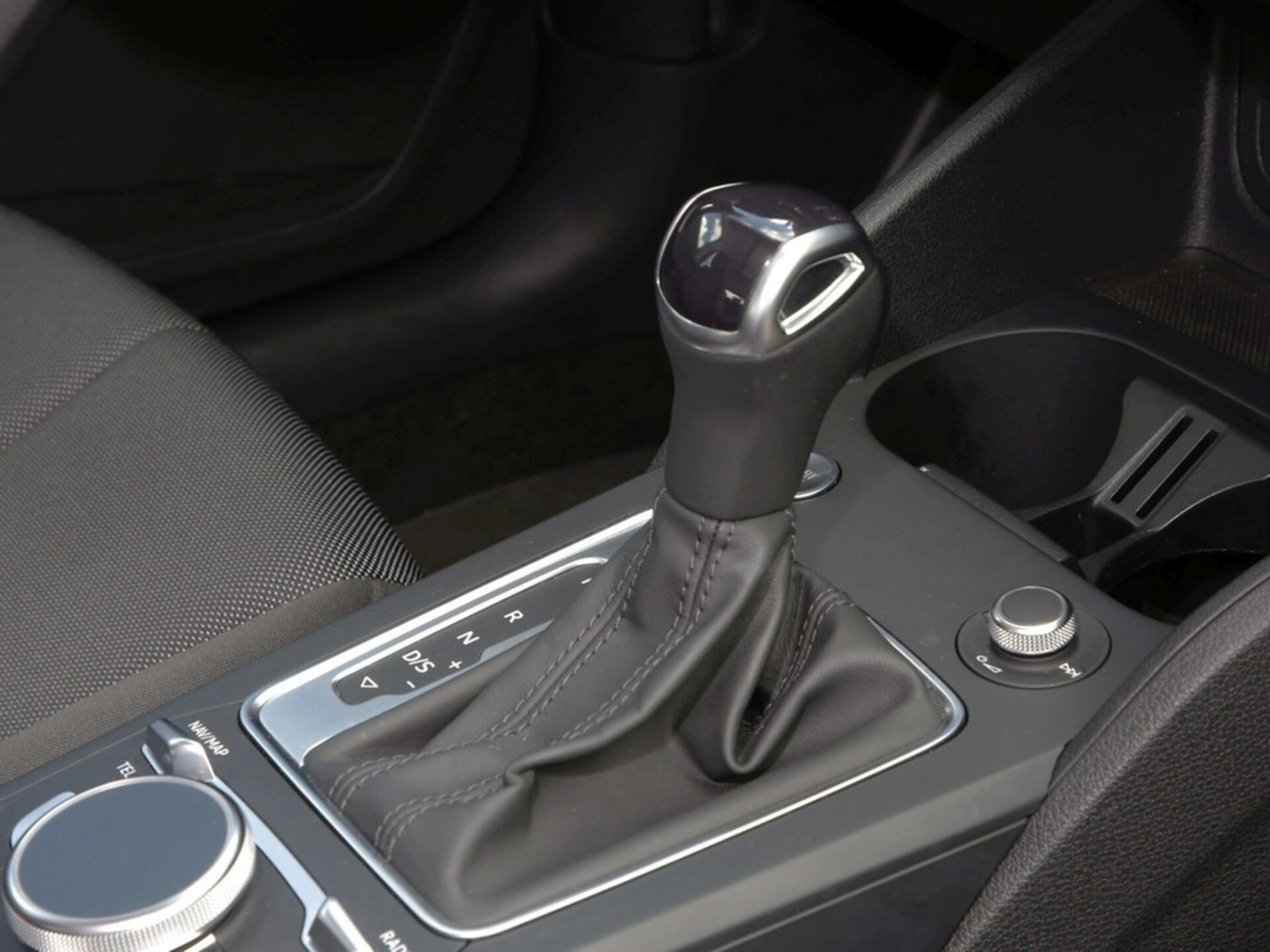 Audi Q2 S line