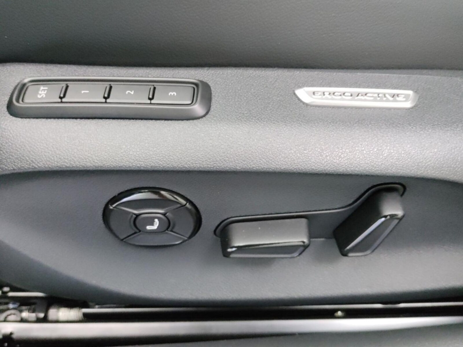 Volkswagen Passat – Bild 19