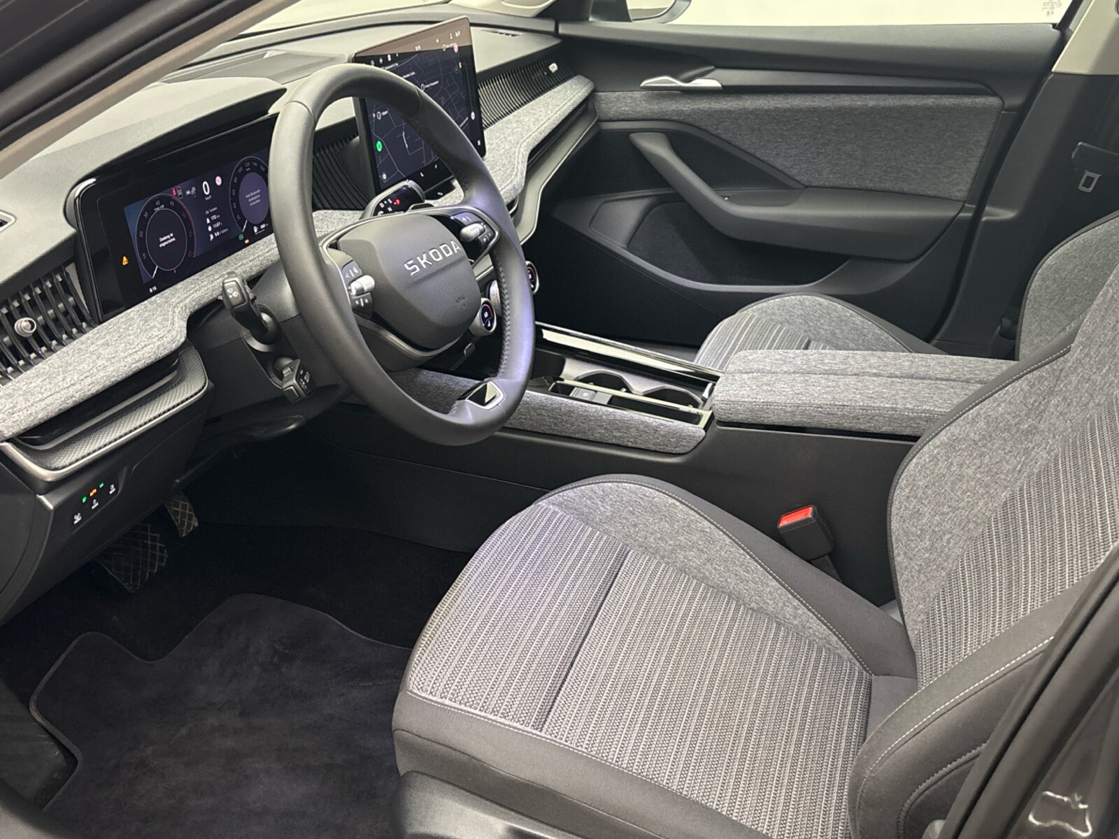 Škoda Superb Combi – Bild 9
