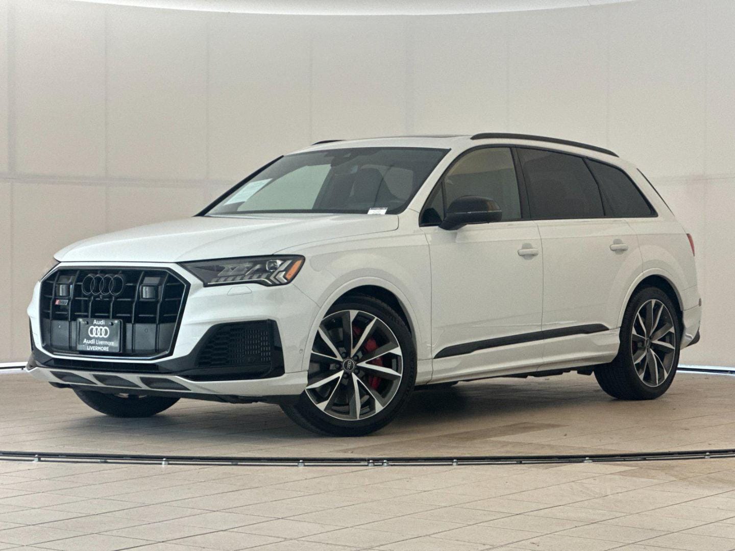 2023 Audi SQ7