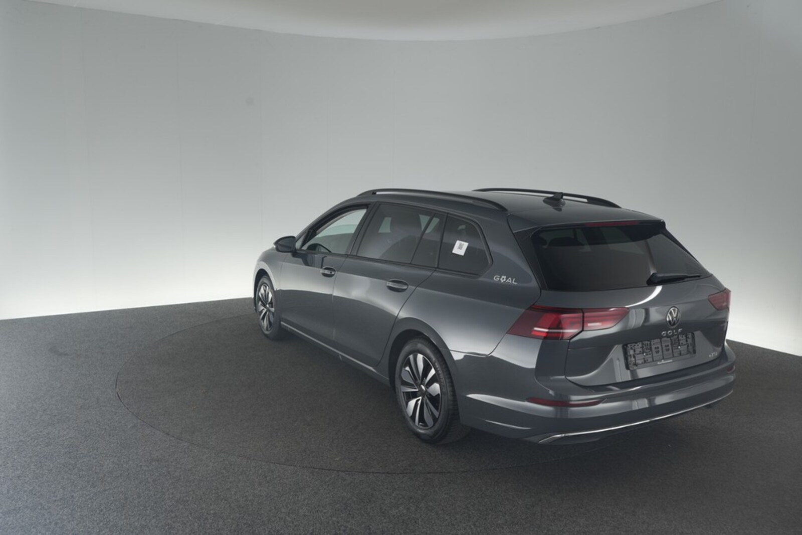 Volkswagen Golf Variant – Bild 8