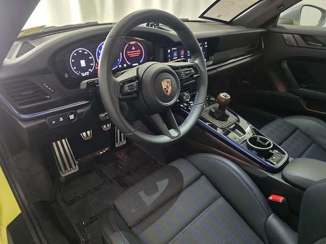 2025 Porsche