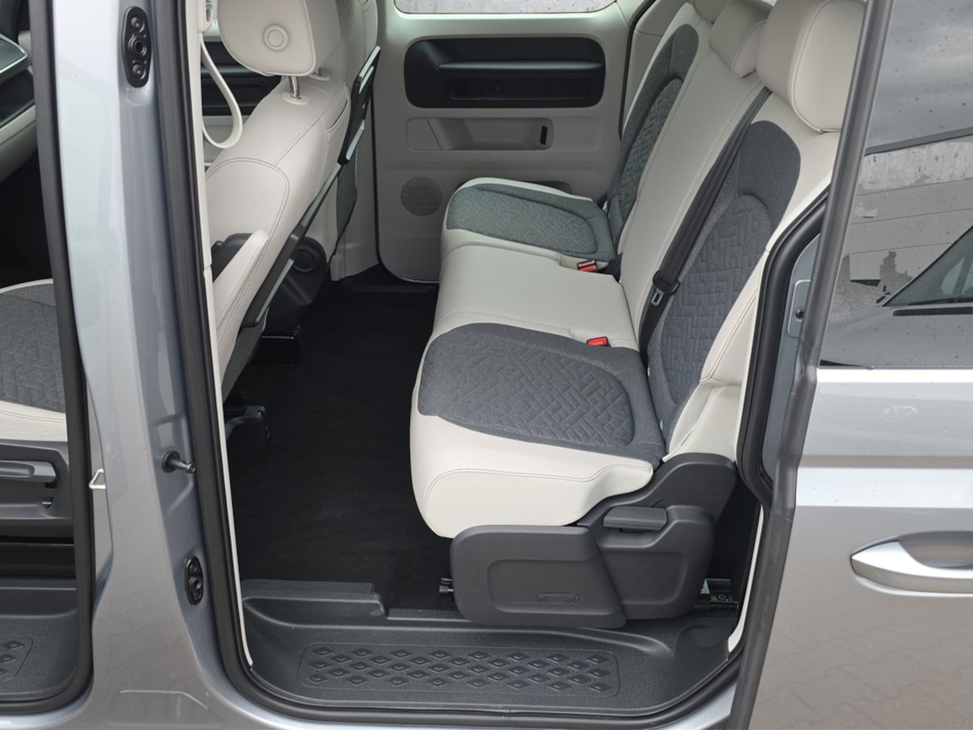 Volkswagen ID. Buzz Pure