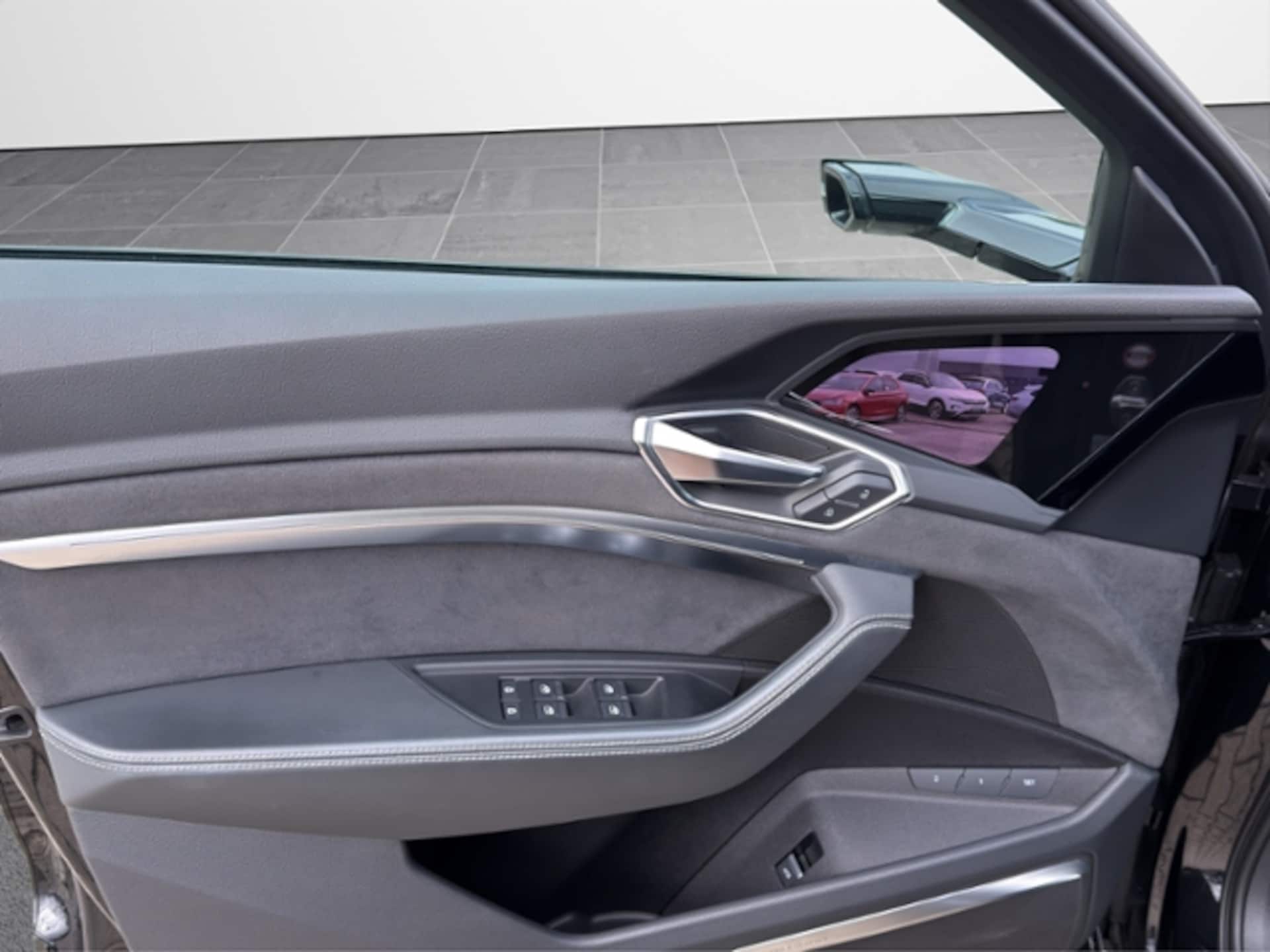 Audi e-tron S