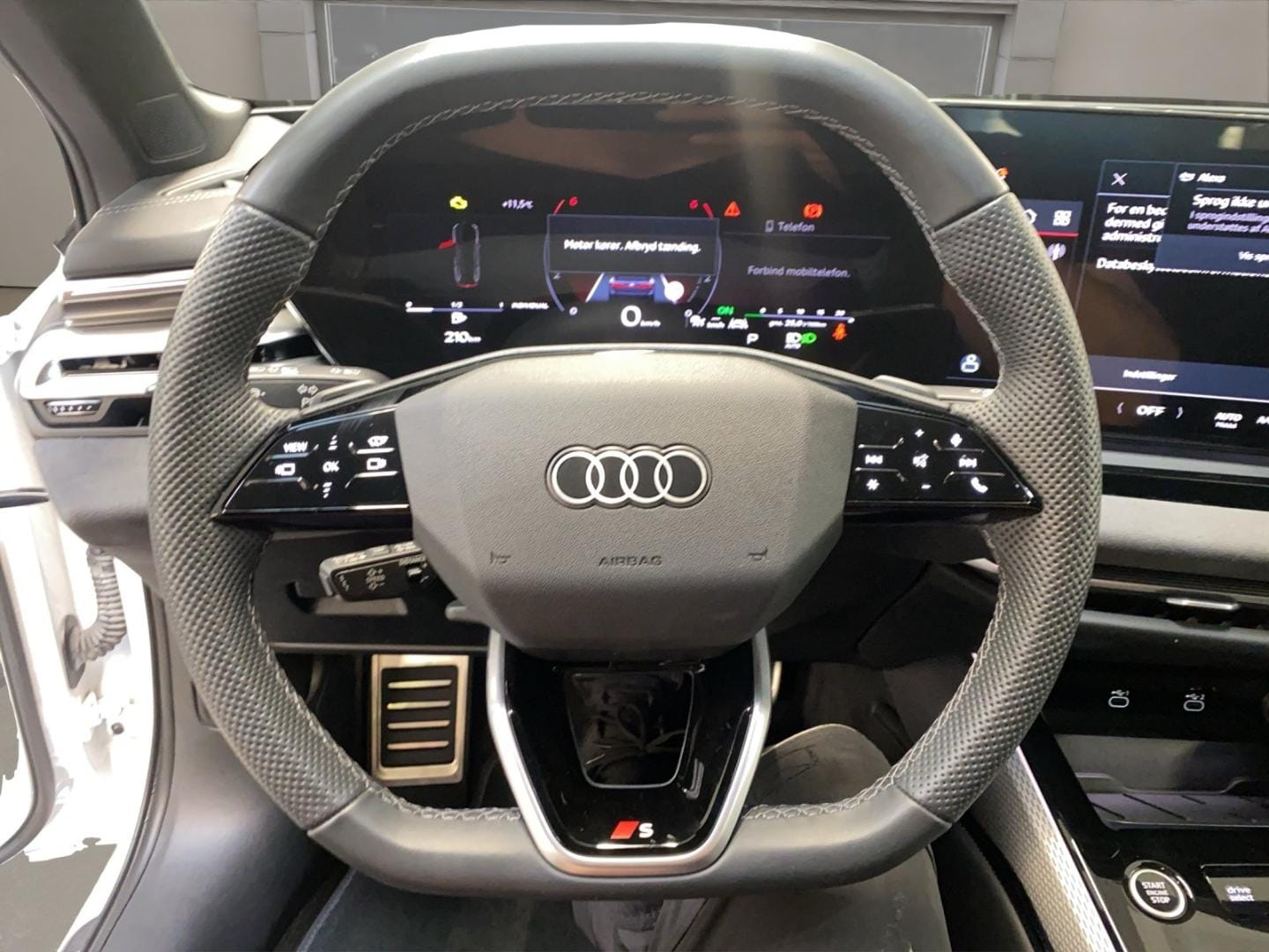 Bild über Audi A6 Avant TDI quattro 150 kW S tronic - für weitere Informationen kontaktieren Sie den Audi Partner
