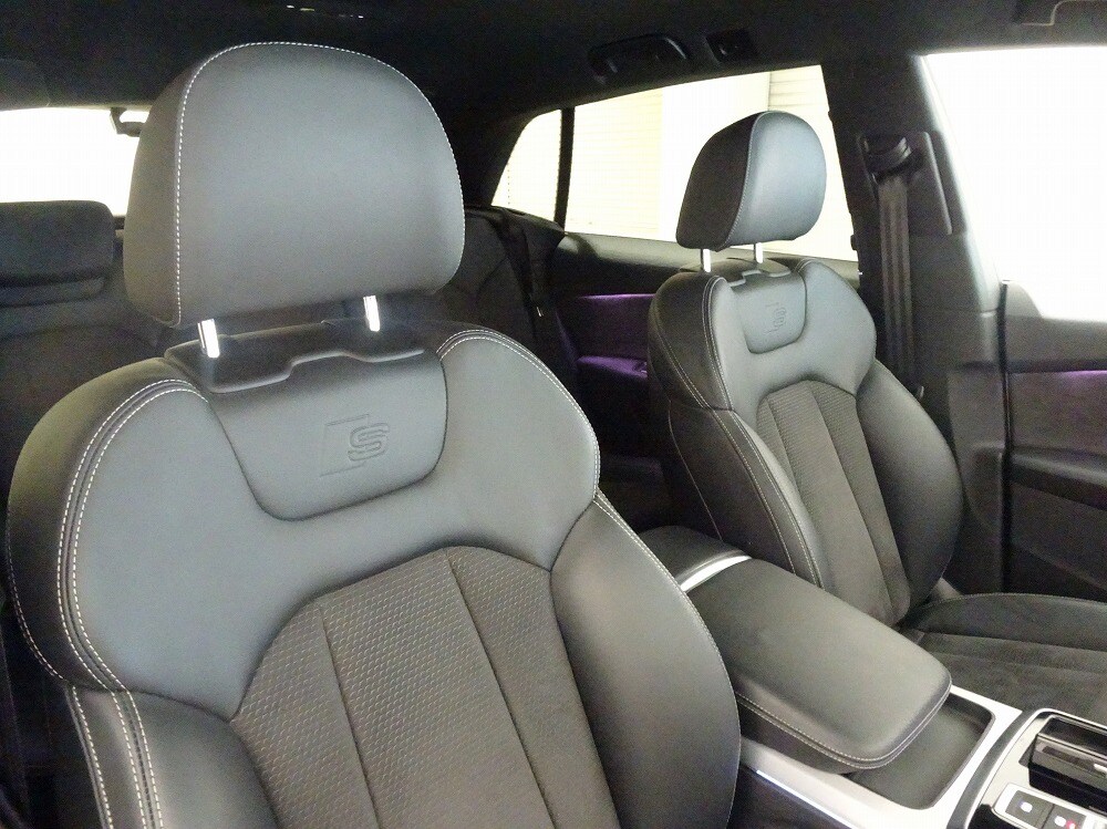 Image about Audi Q8 55 TFSI quattro debut package S line