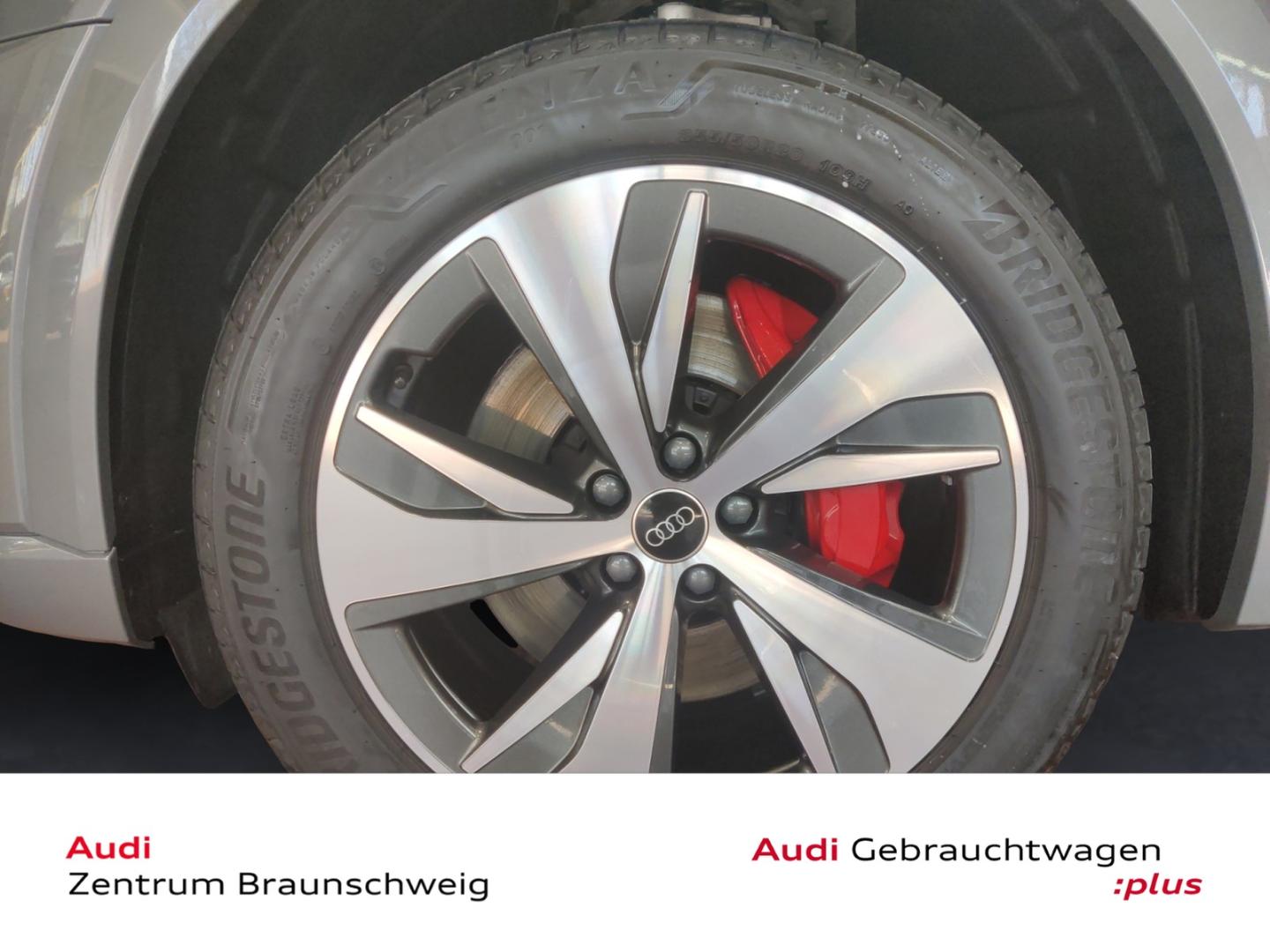 Image about Audi Q8 Sportback e-tron S line 55 e-tron quattro
