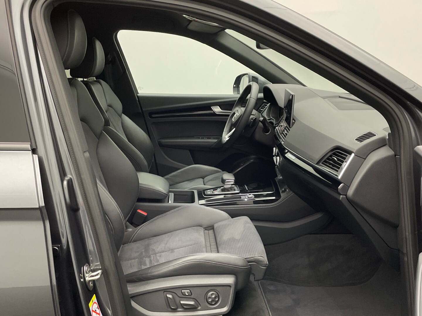 Image about Audi SQ5 TDI tiptronic