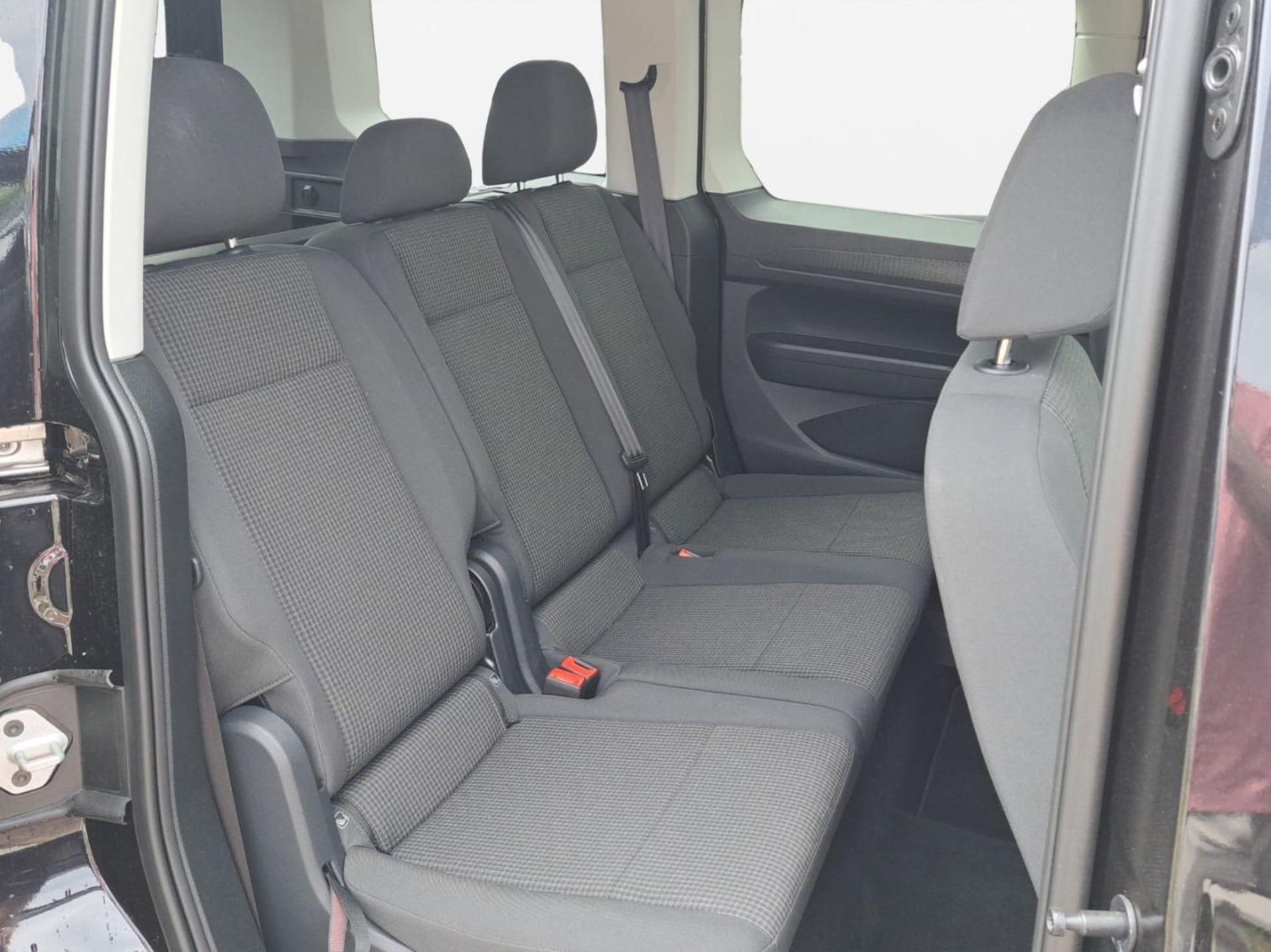 Volkswagen Caddy Basis-Modell