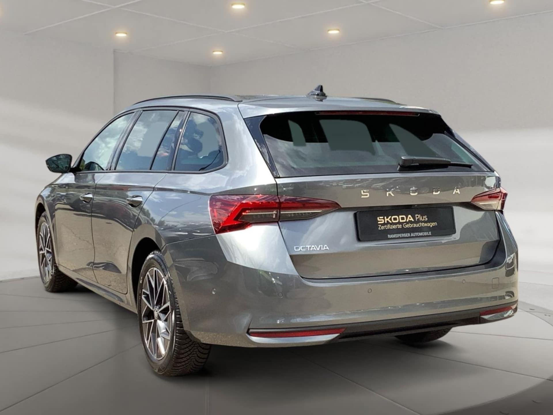 Skoda Octavia Combi Tour