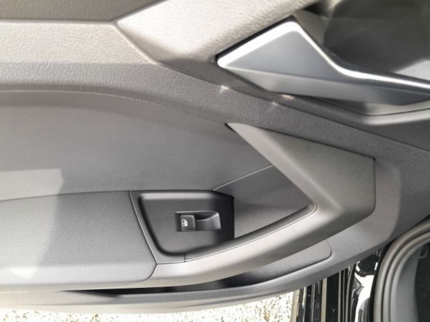 Bild über Audi A1 Sportback S line 30 TFSI S tronic - für weitere Informationen kontaktieren Sie den Audi Partner