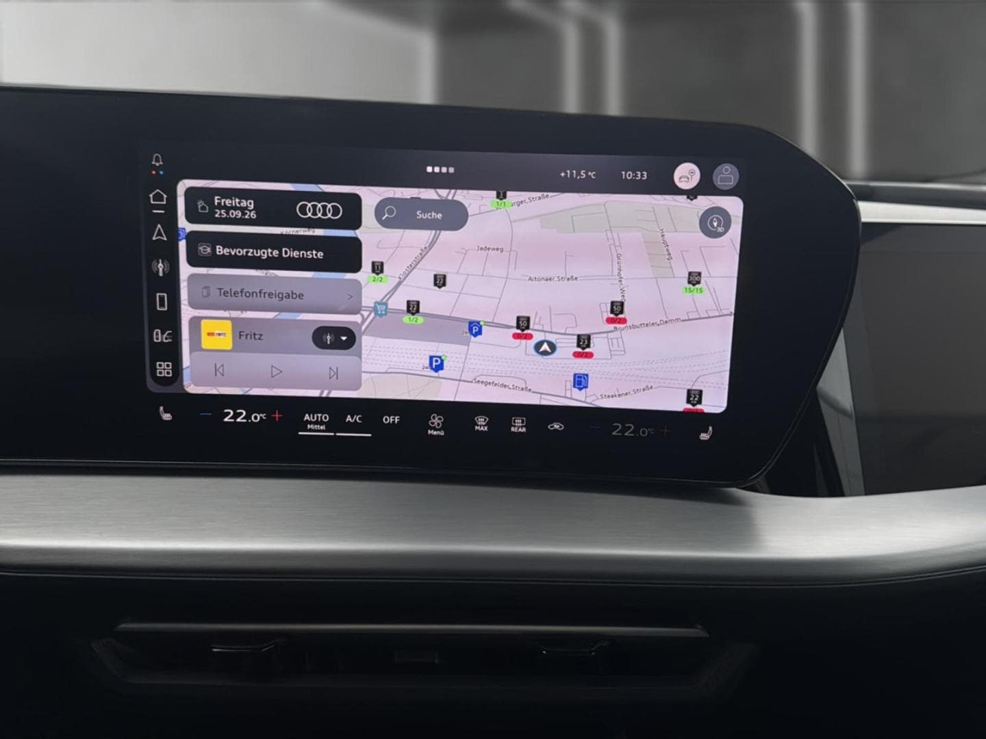Bild über Audi Q4 SUV e-tron e-tron quattro 220 kW - für weitere Informationen kontaktieren Sie den Audi Partner