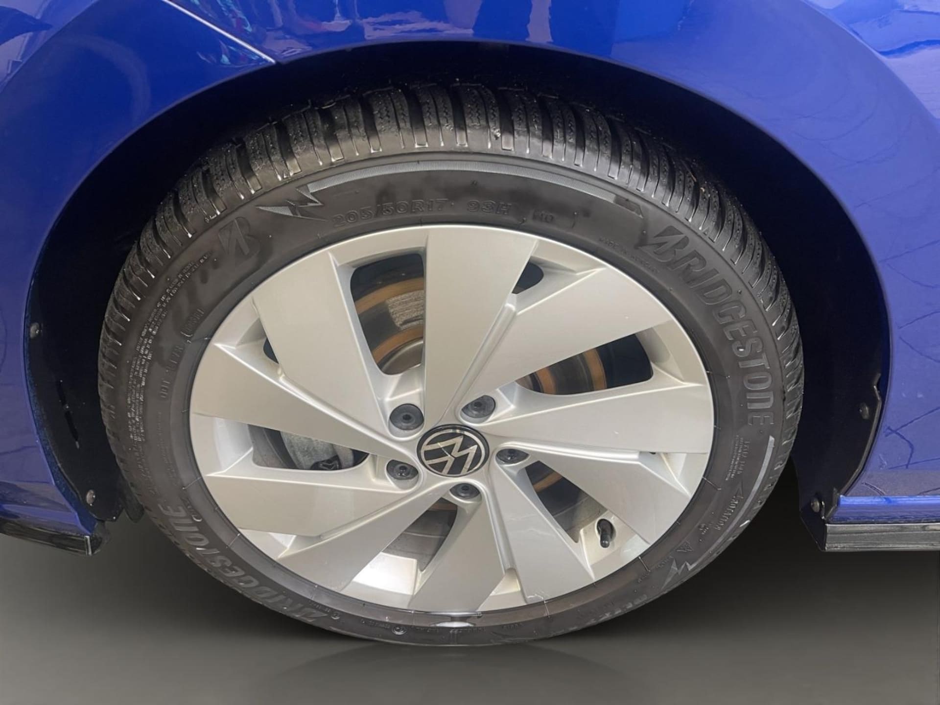 Volkswagen Golf R-Line