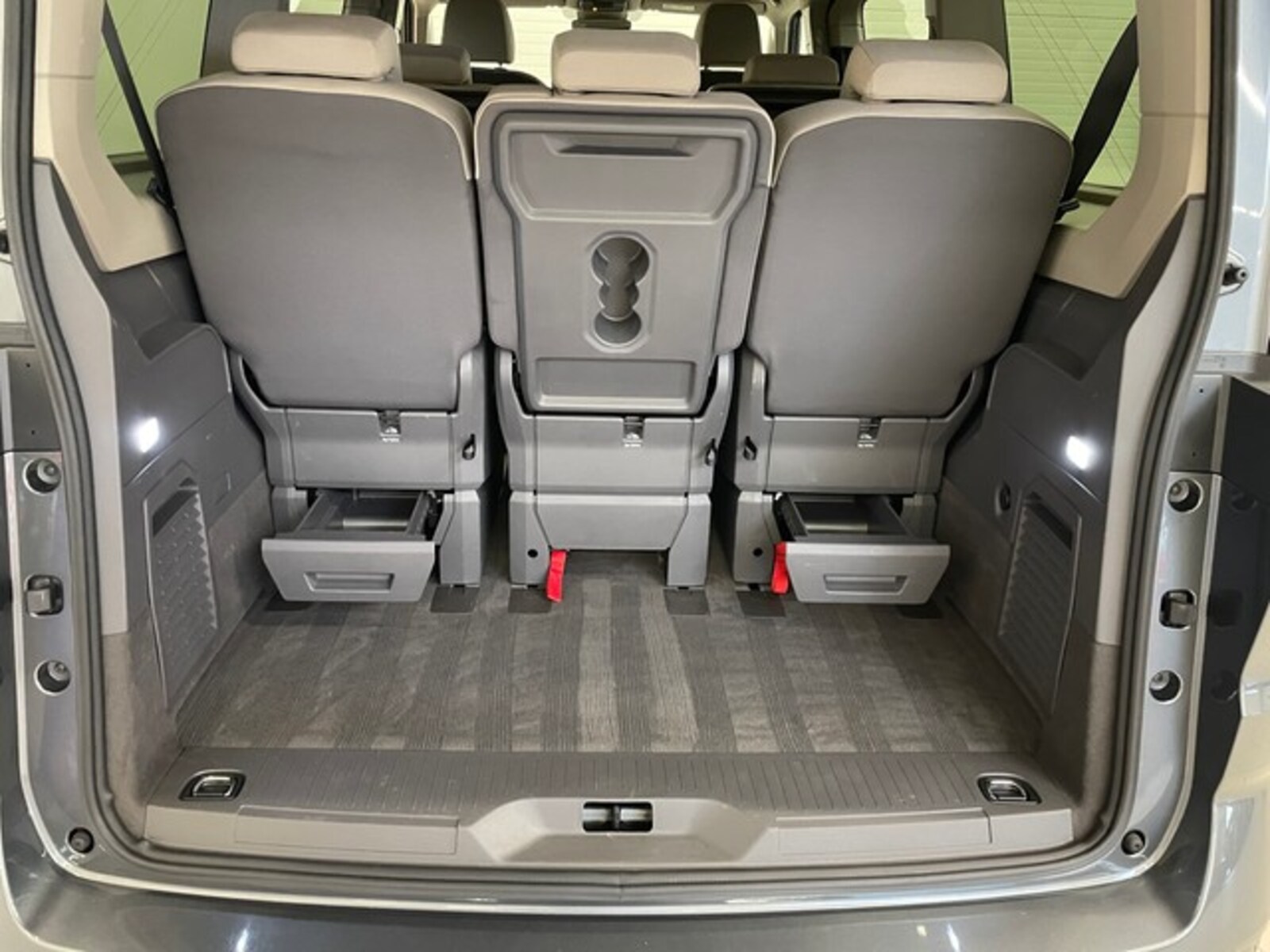 Volkswagen Multivan Langversion – Bild 10