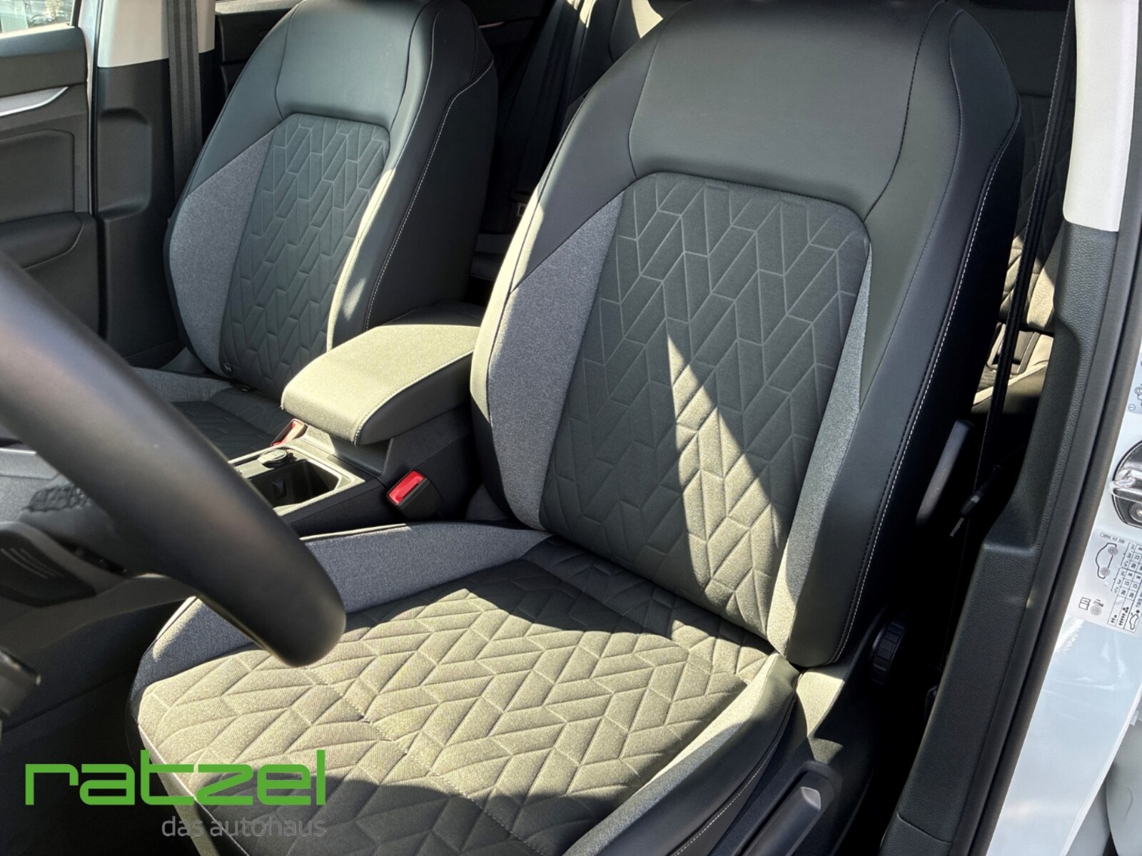 Volkswagen Golf Variant – Bild 6