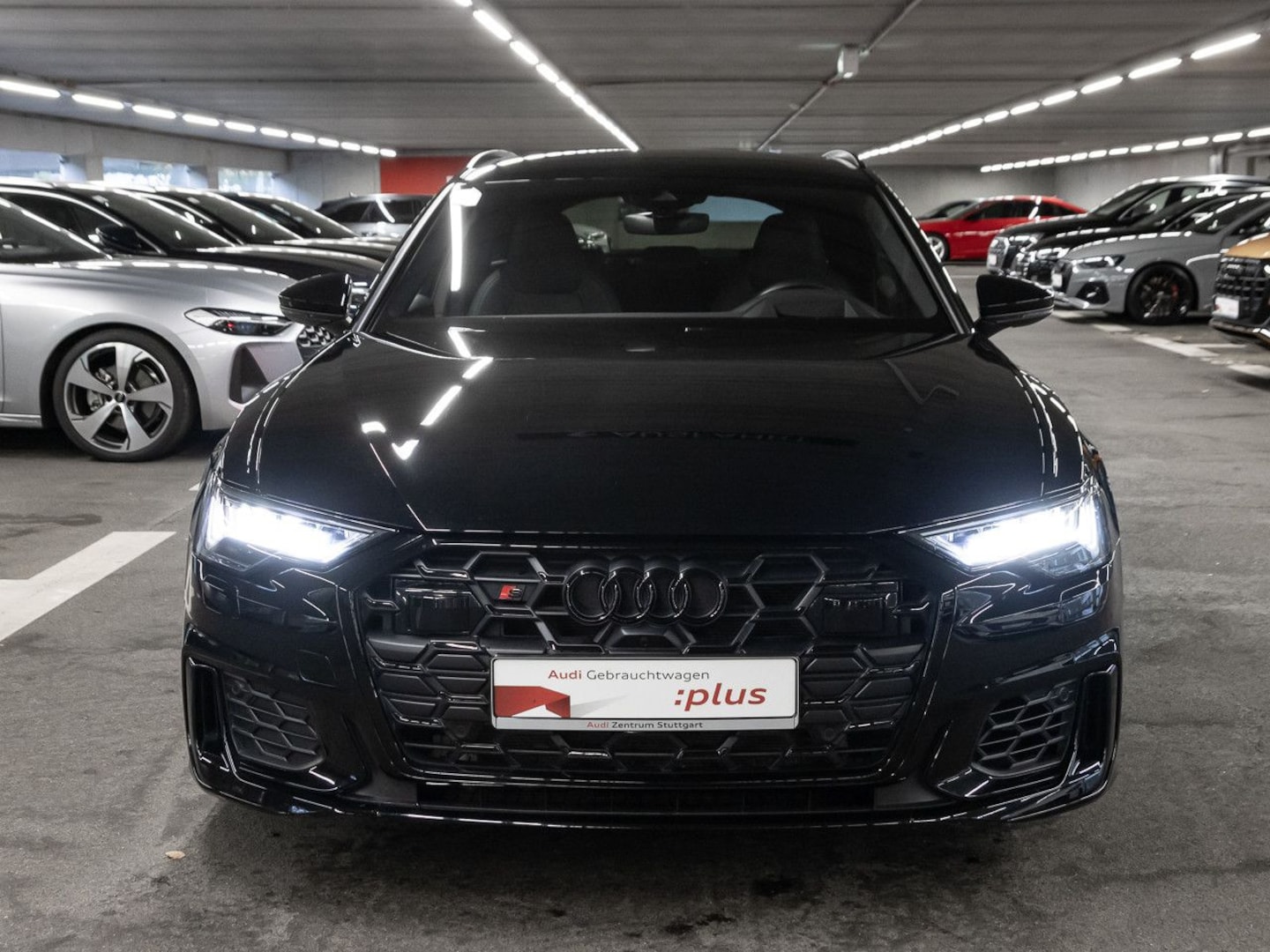 Bild über Audi S6 Avant TDI quattro tiptronic - für weitere Informationen kontaktieren Sie den Audi Partner