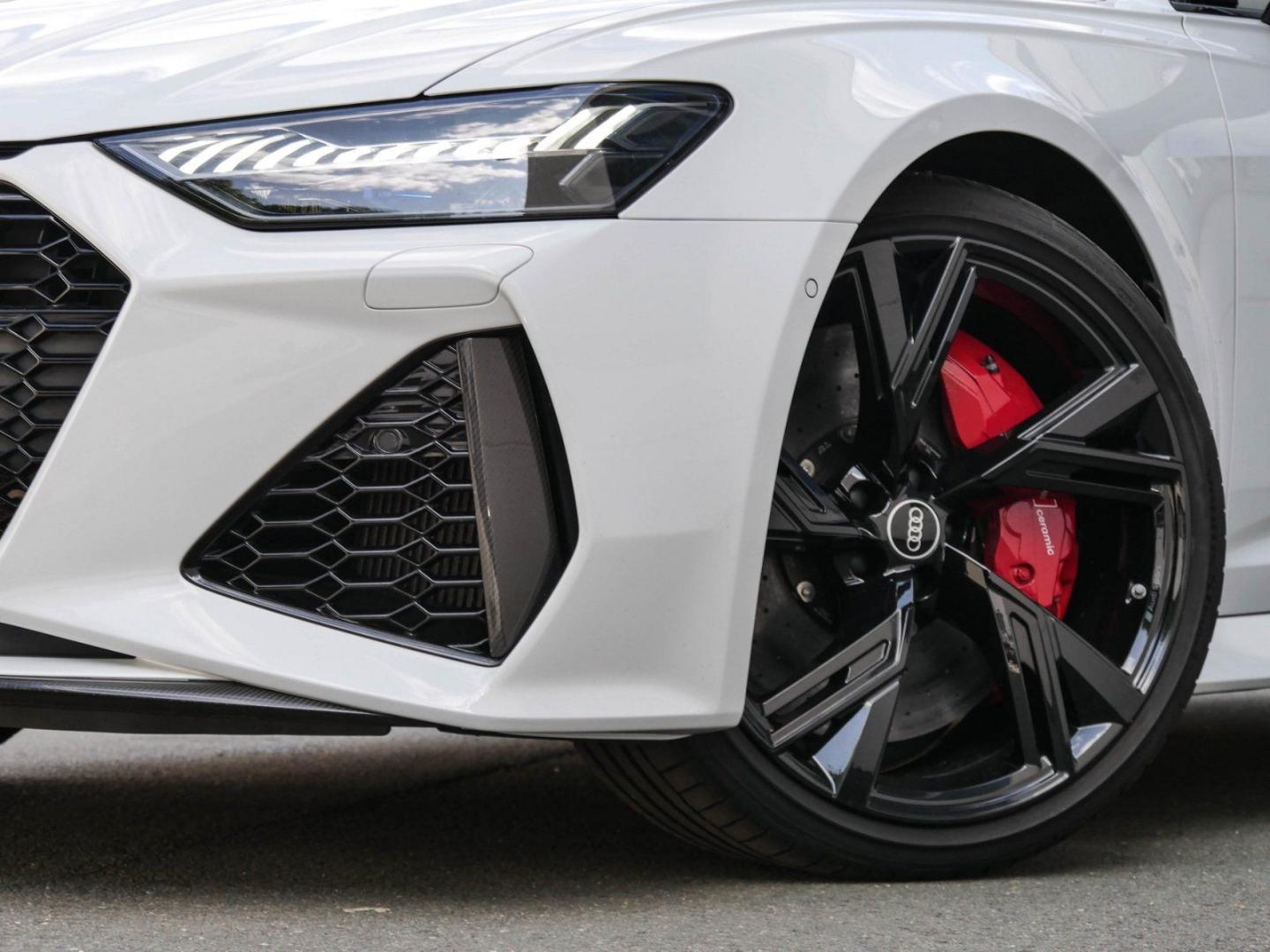 Image about Audi RS 6 Avant TFSI quattro tiptronic