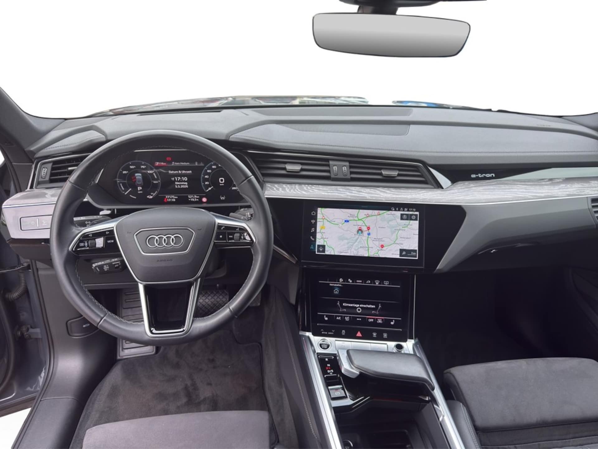 Audi Q8 e-tron S line