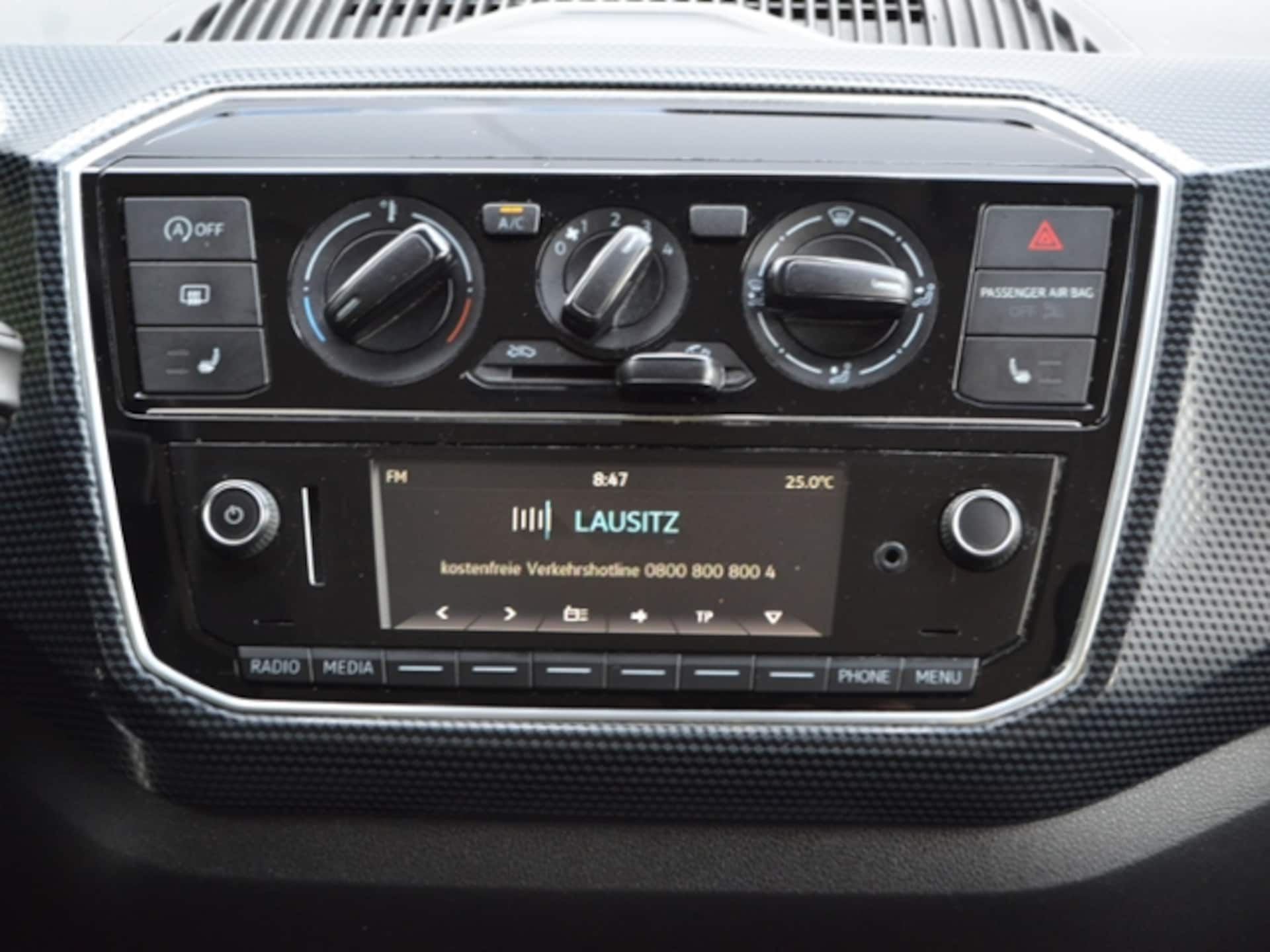 Volkswagen up! move up!
