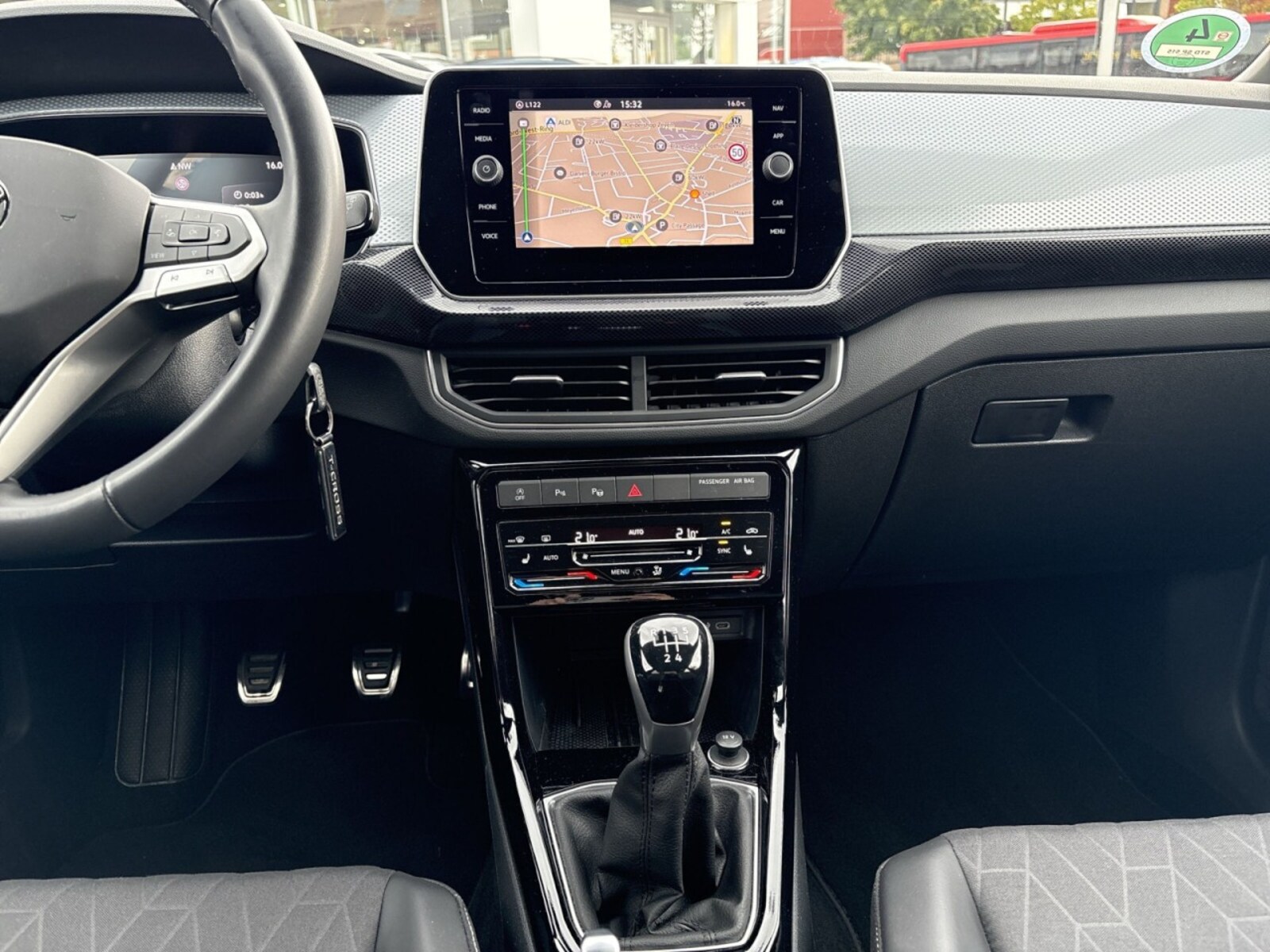 Volkswagen T-Cross – Bild 12