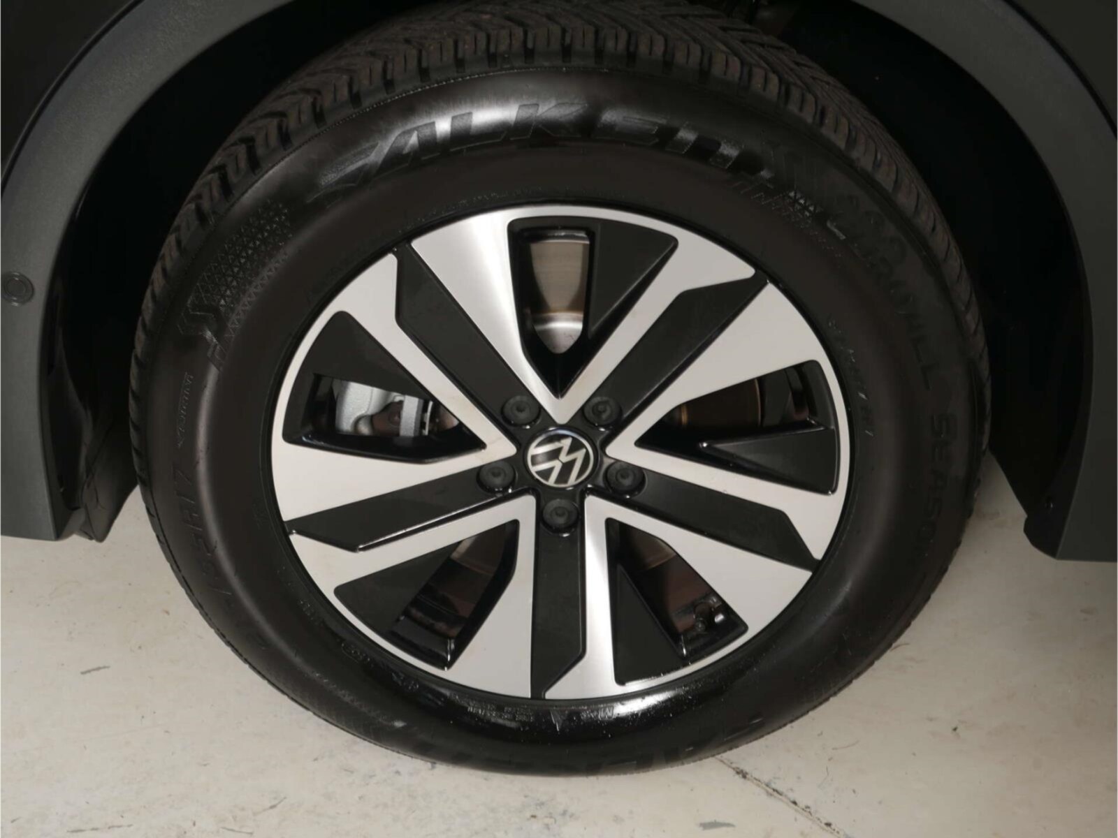 Volkswagen Tiguan – Bild 8