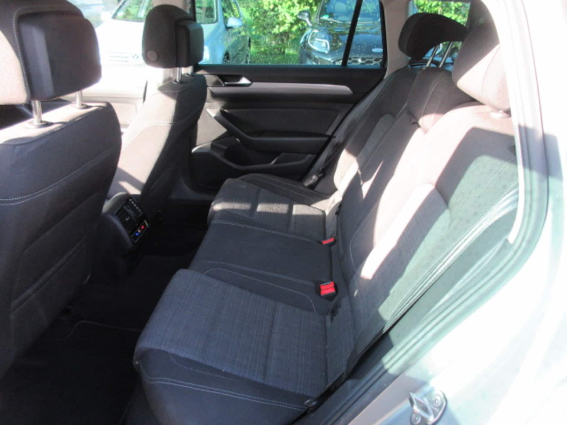 Volkswagen Passat Variant Business