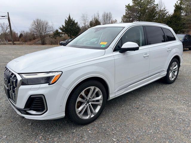 2026 Audi Q7 55 Premium Plus quattro Tiptronic's photo